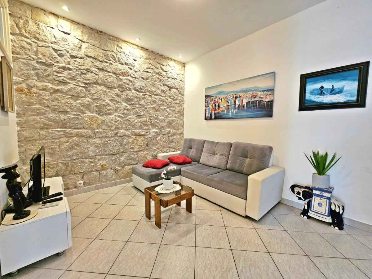 Apartments Moni Split Exterior foto